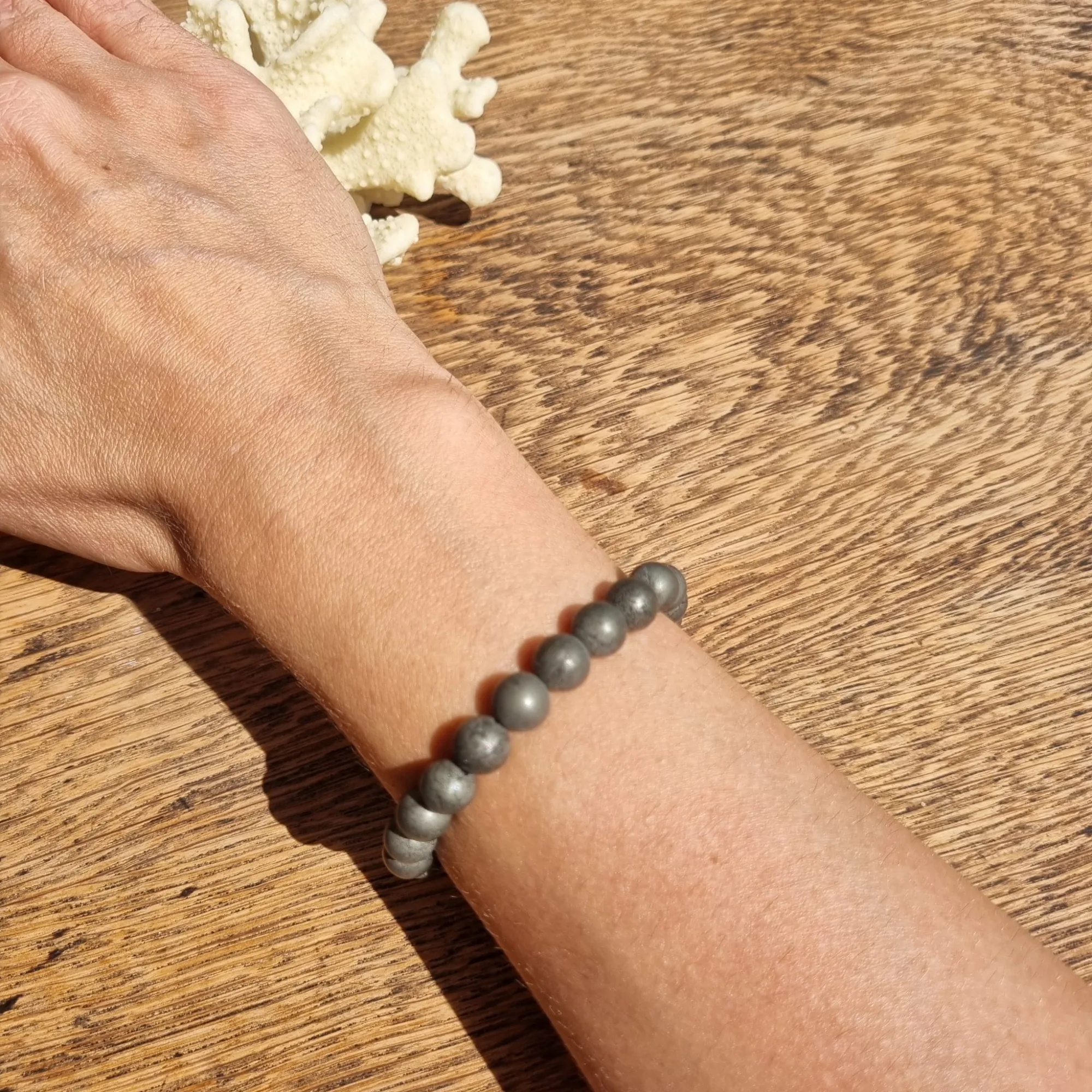 Pyriet armband 8 mm van Lotus Diffusers