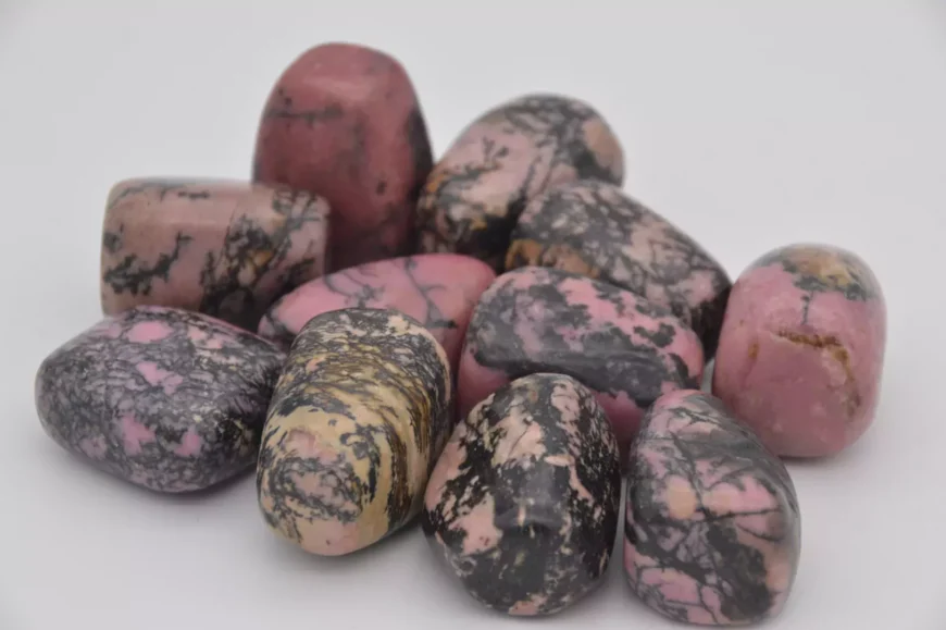 Typisch Shanna | BH edelsteenhanger | Rhodoniet