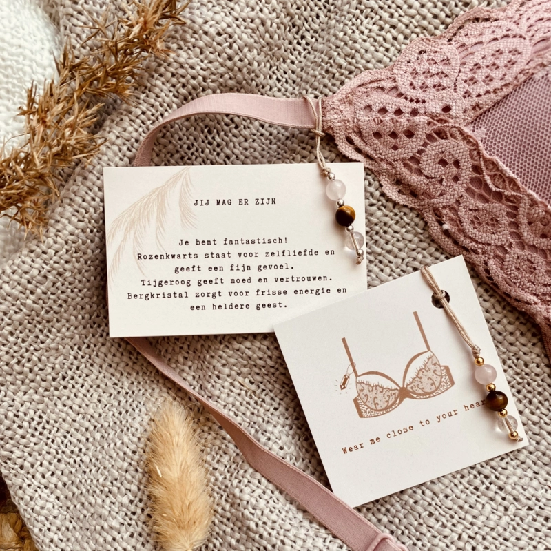 Typisch Shanna | BH edelsteenhanger | Jij mag er zijn!