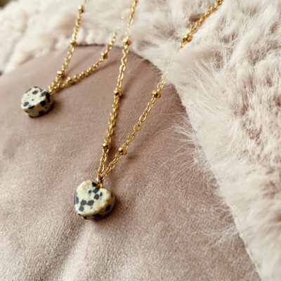 Typisch Shanna | Edelsteenketting | Dalmatiër Jaspis hartje