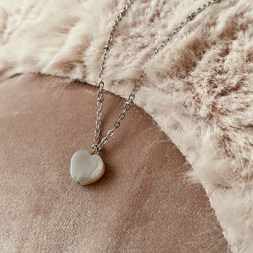 Typisch Shanna | Edelsteenketting | Chalcedoon hartje