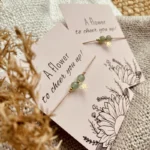 Typisch Shanna | Edelsteen armbandje met postcard | A Flower To Cheer You Up