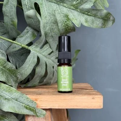 Huisdieren | Doggy Outdoor | Natuurlijke teken- en vlooienspray - 10 ml Minispray
